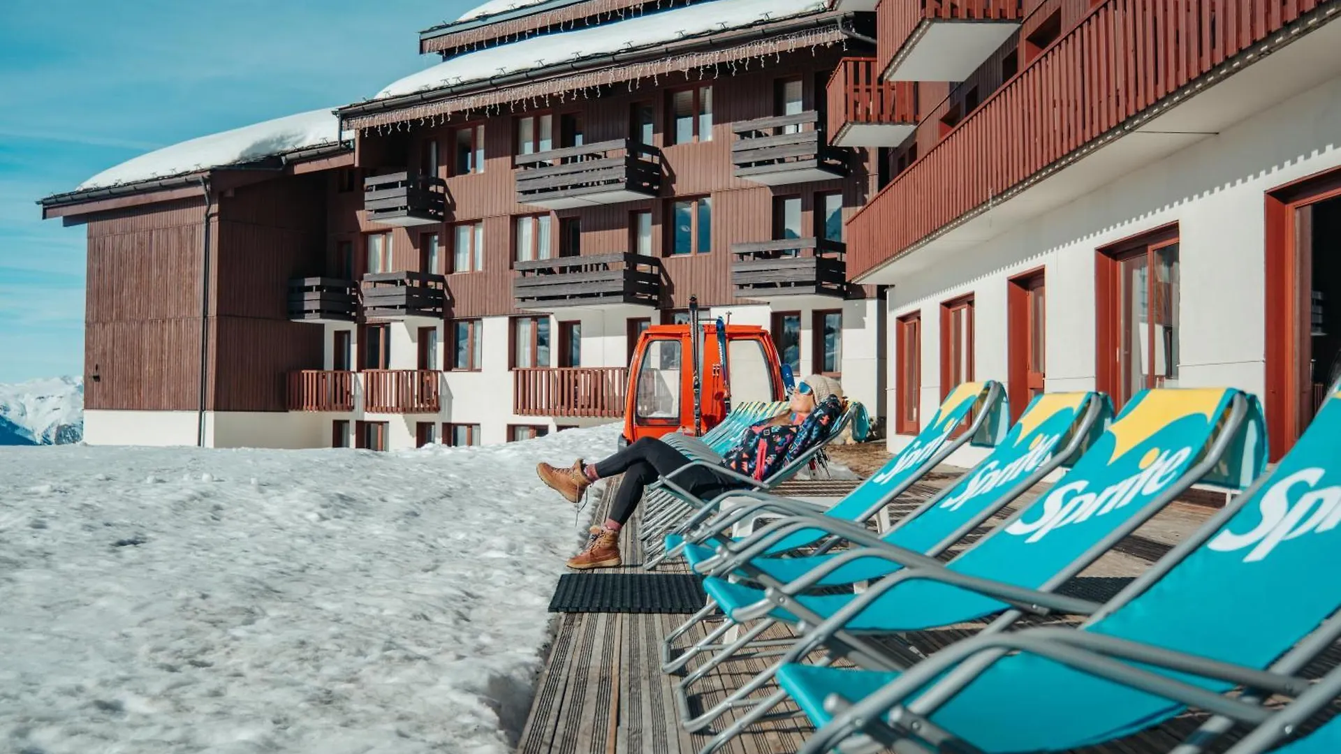 Hotel L'Eden Des Cimes - Vacances Bleues - Belle Plagne 2100 La Plagne 3*,  Franciaország